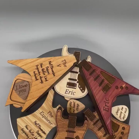 Guitar Pick Holder, Guitar Pick Case, Guitar Pick, Electric Guitar, Free Engraving, Stocking Stuffer, Christmas Gift, Musician Gift