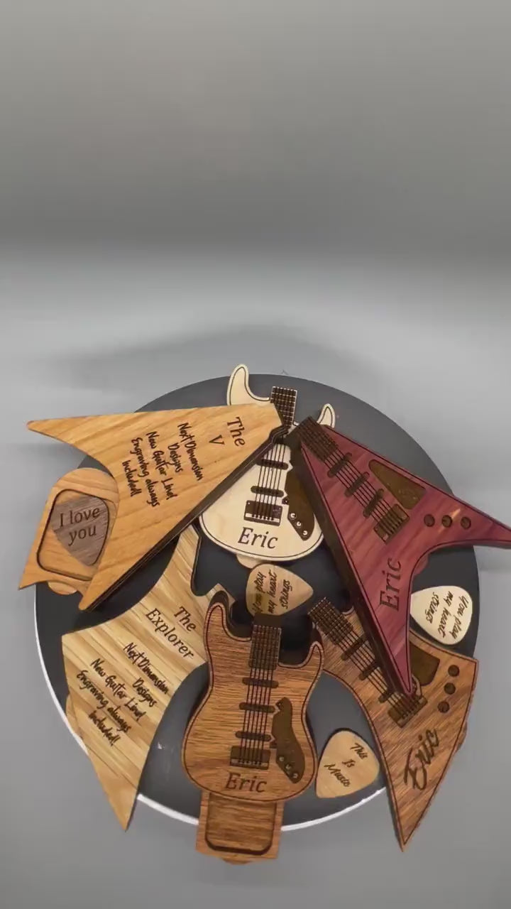 Guitar Pick Holder, Guitar Pick Case, Guitar Pick, Electric Guitar, Free Engraving, Stocking Stuffer, Christmas Gift, Musician Gift