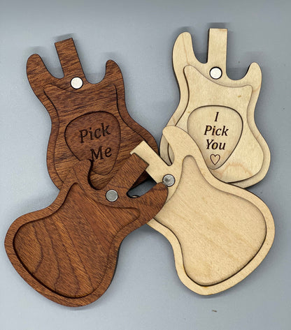 Guitar Pick Holder, Guitar Pick Case, Magnet Closure - Natural Wood, Engraving Free, Stocking Stuffer, Christmas Gifts, Musician Gift