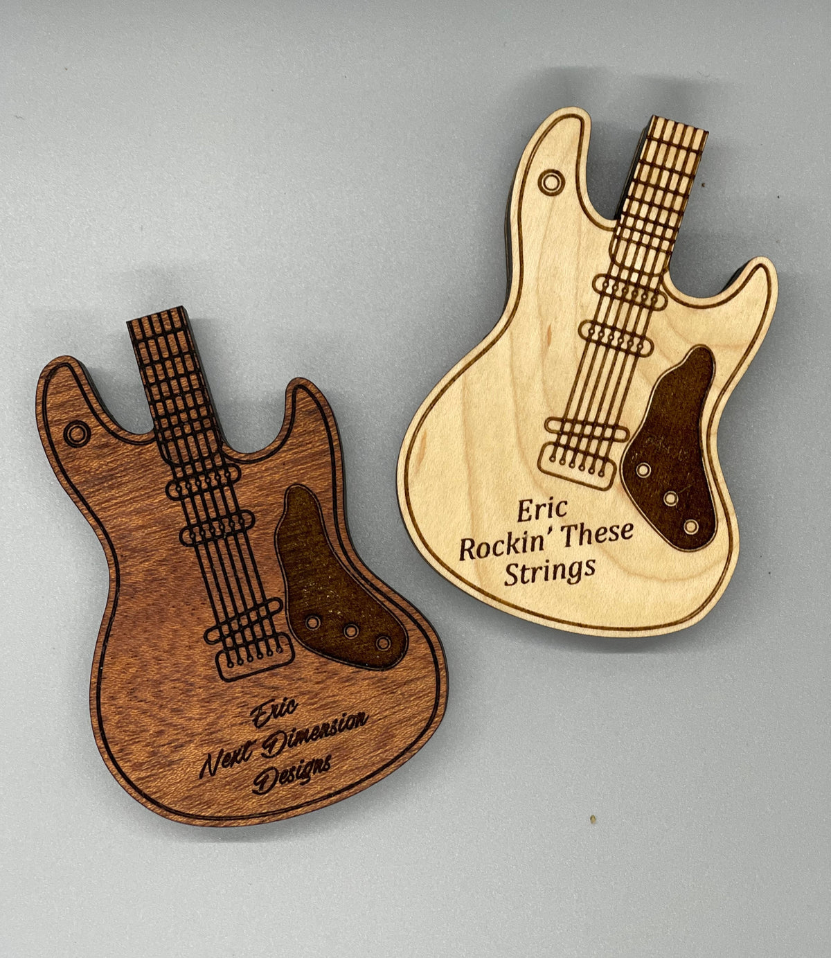Guitar Pick Holder, Guitar Pick Case, Magnet Closure - Natural Wood, Engraving Free, Stocking Stuffer, Christmas Gifts, Musician Gift