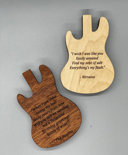 Guitar Pick Holder, Guitar Pick Case, Magnet Closure - Natural Wood, Engraving Free, Stocking Stuffer, Christmas Gifts, Musician Gift
